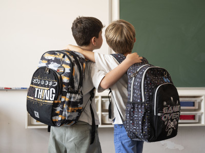 Nouvelle gamme de sacs à dos scolaires Play by Busquets 2025